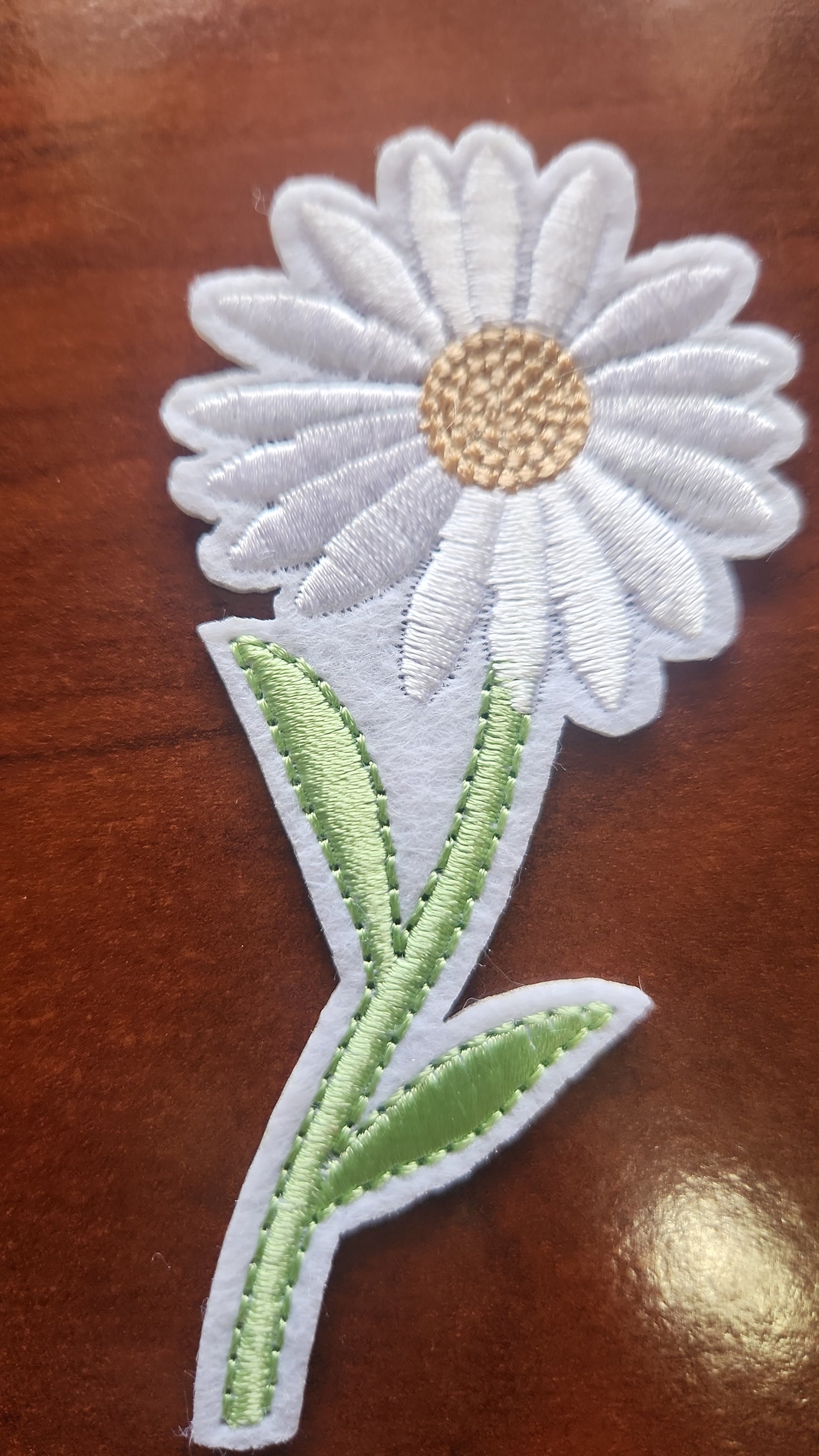 Daisy Iron-On PATCH *DISCONTINUED* - Texas Transfers and Designs