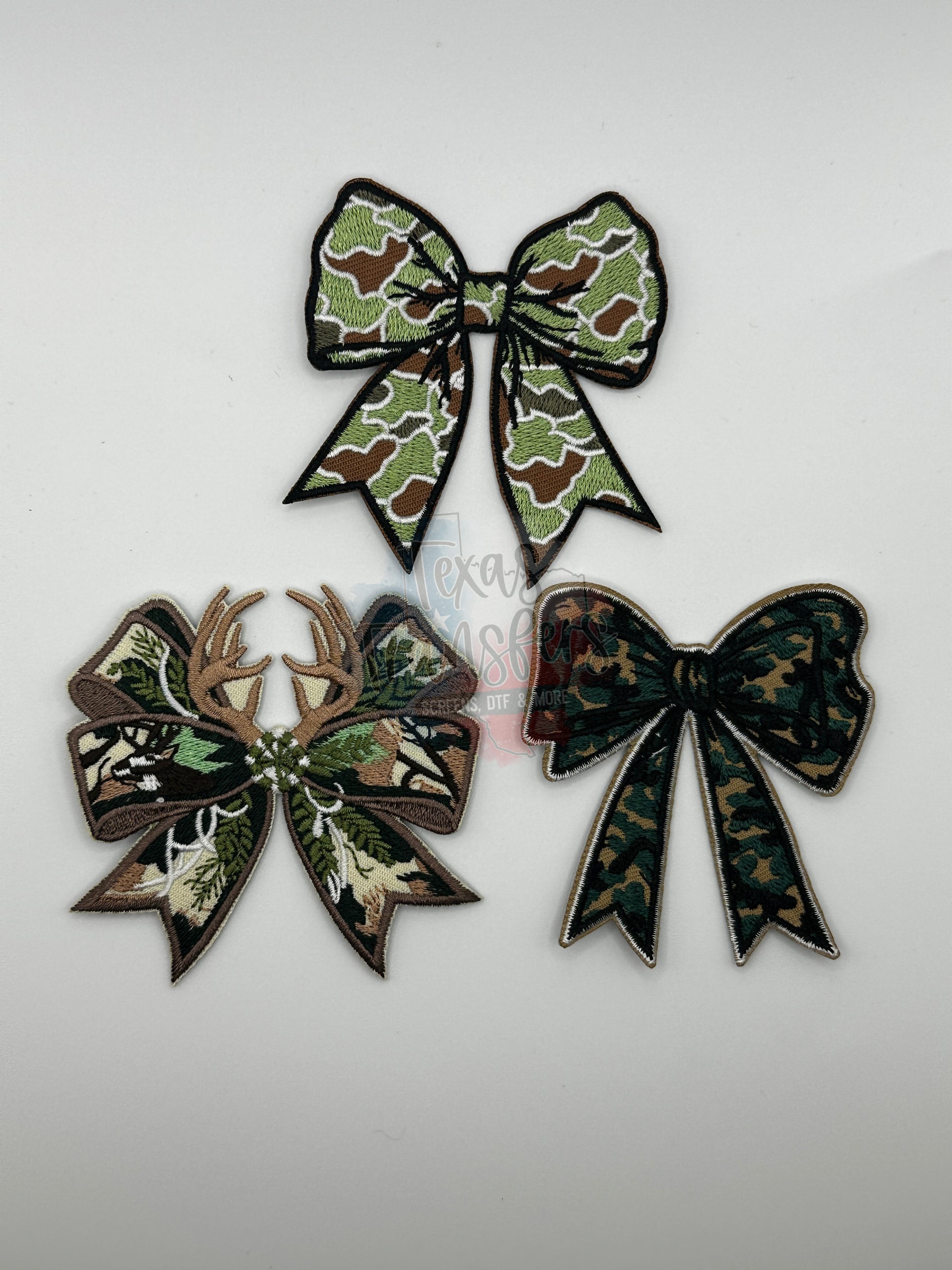 Hunting/Camo Bows Iron-On PATCH - Texas Transfers and Designs