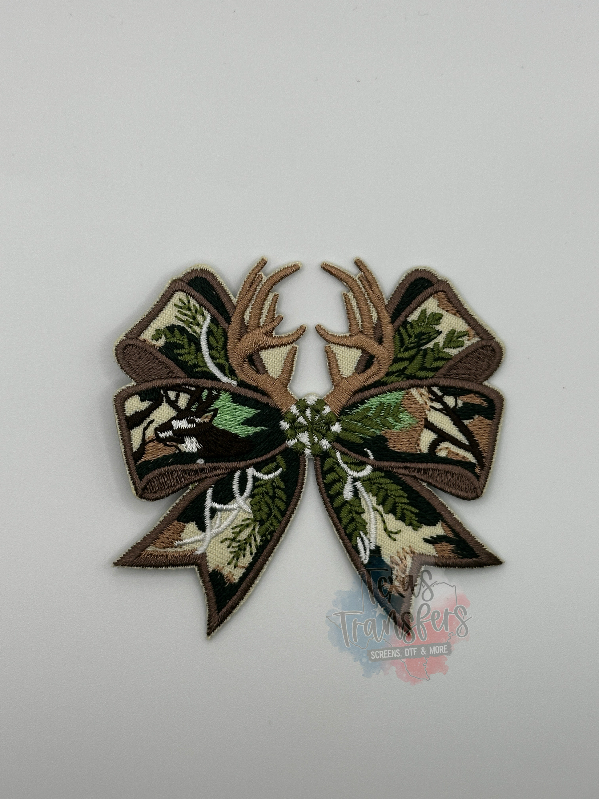 Hunting/Camo Bows Iron-On PATCH - Texas Transfers and Designs