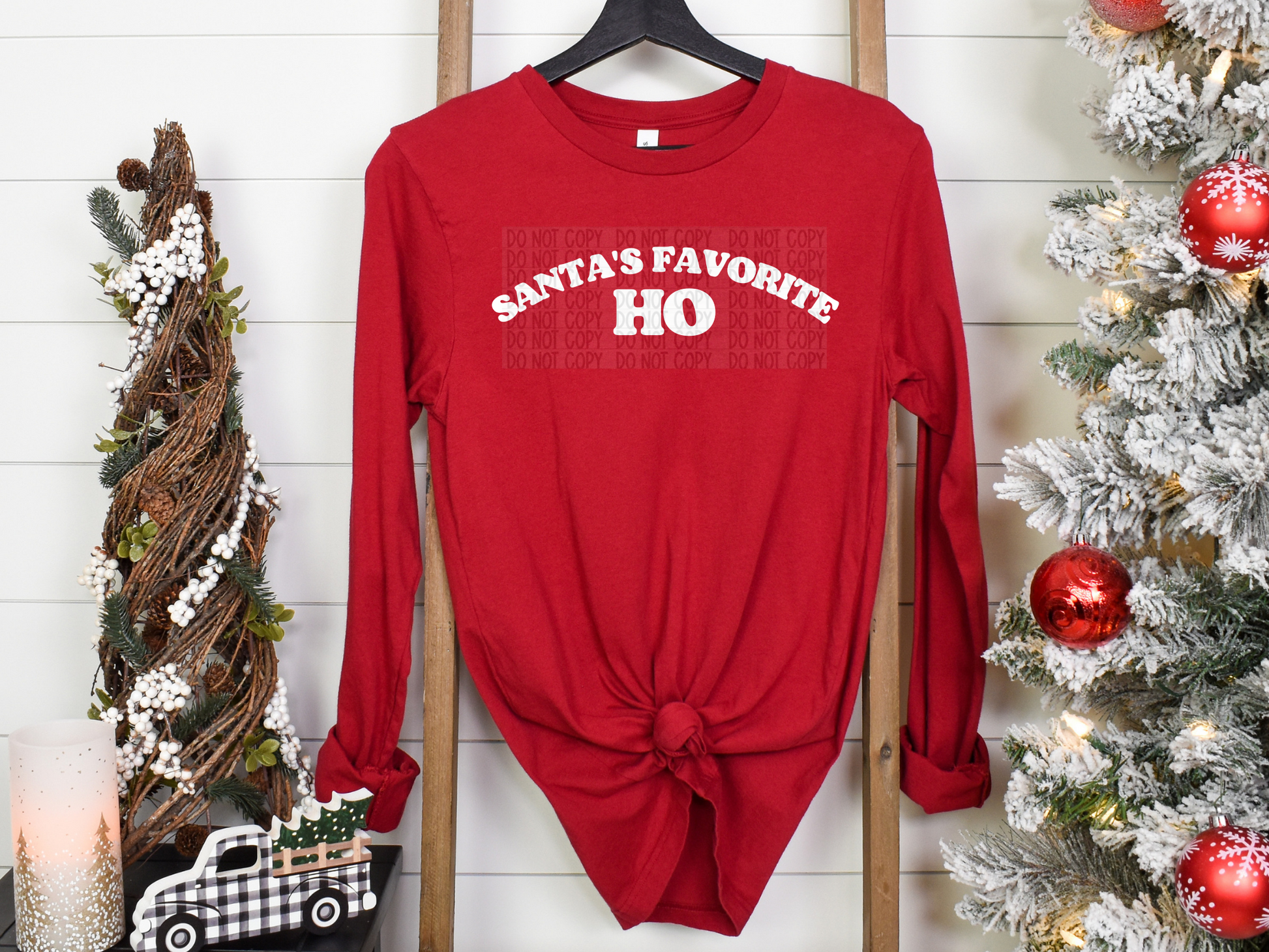 Santa's Favorite Ho (RETRO) - Texas Transfers and Designs