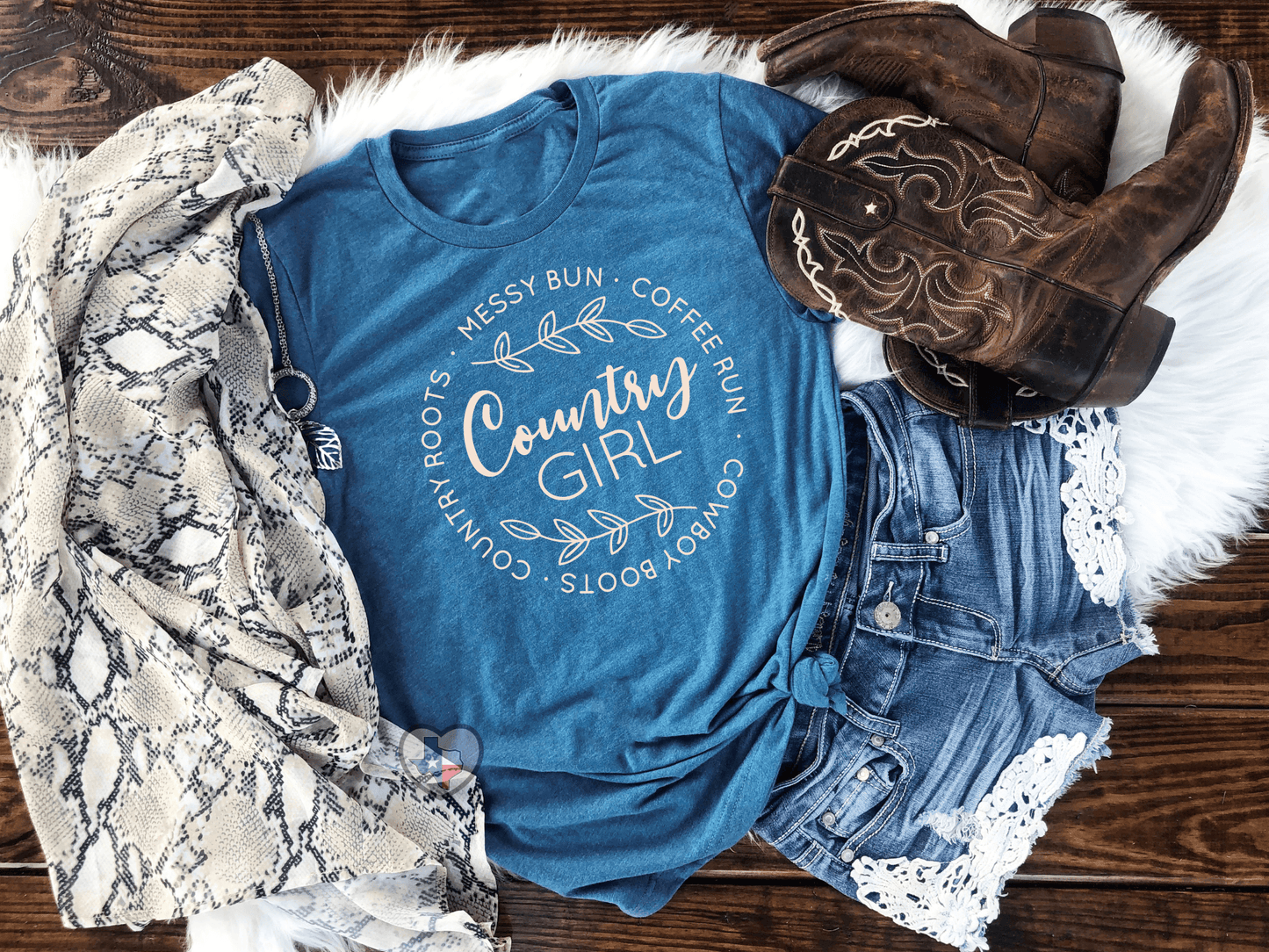 Country Girl (Cream) - Texas Transfers and Designs